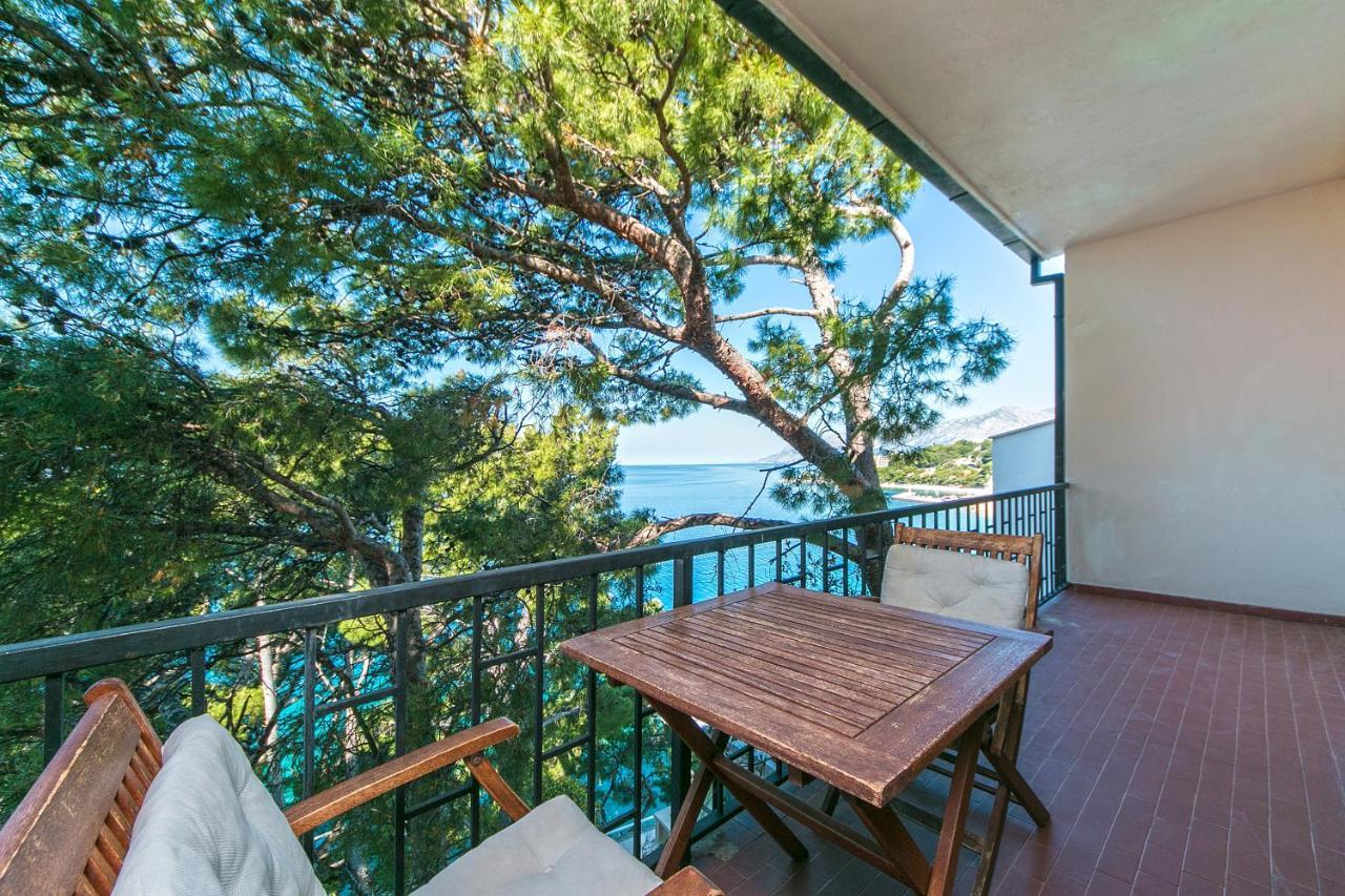 Apartments By The Sea Brela, Makarska - 16950 Zewnętrze zdjęcie